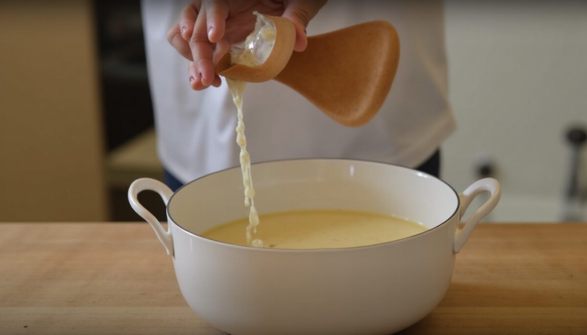 Astuce de Chef : Comment mesurer 20 cl avec des cuillères à soupe sans balance